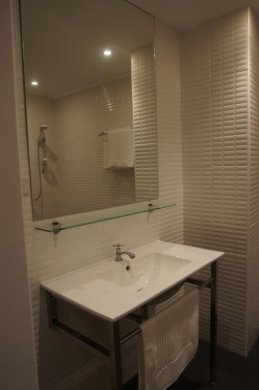 Lotus Art Guesthouse Pattaya Quarto foto